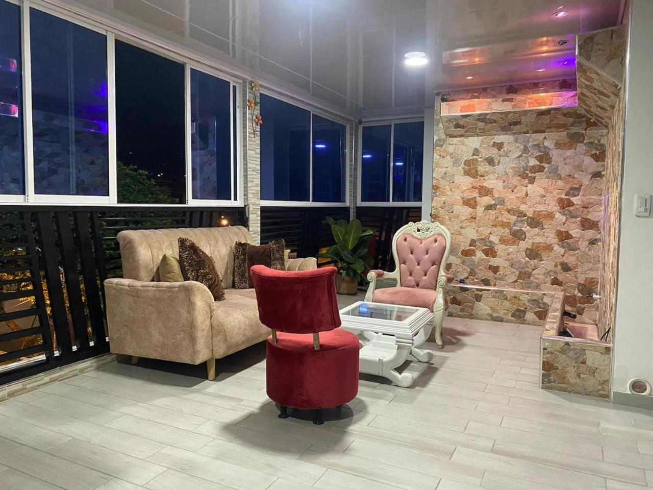Hotel Alameda Plaza Cali Kültér fotó